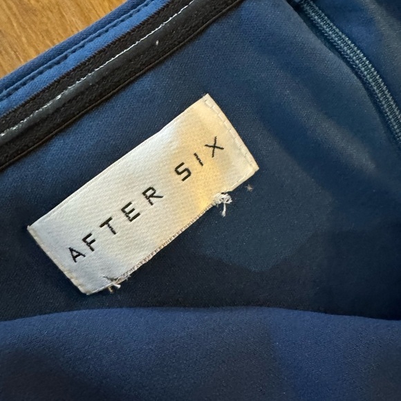 After Six Off-the-Shoulder Crepe Gown Atlantic Blue Size 16/18 – Formal Dress - Picture 7 of 11